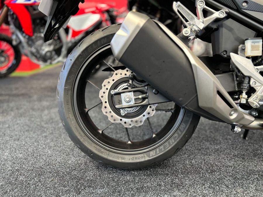 2022 Honda CB500F - PEARL DUSK YELLOW